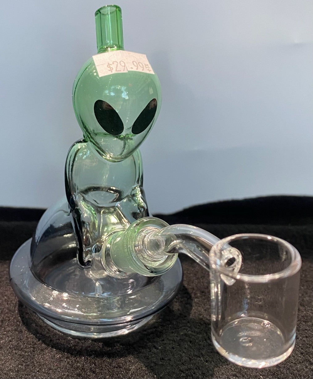 👽✨ Alien 5.5” Mini Bong ✨👽