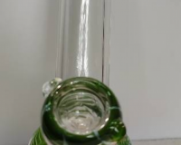 Emerald Ripple Bong